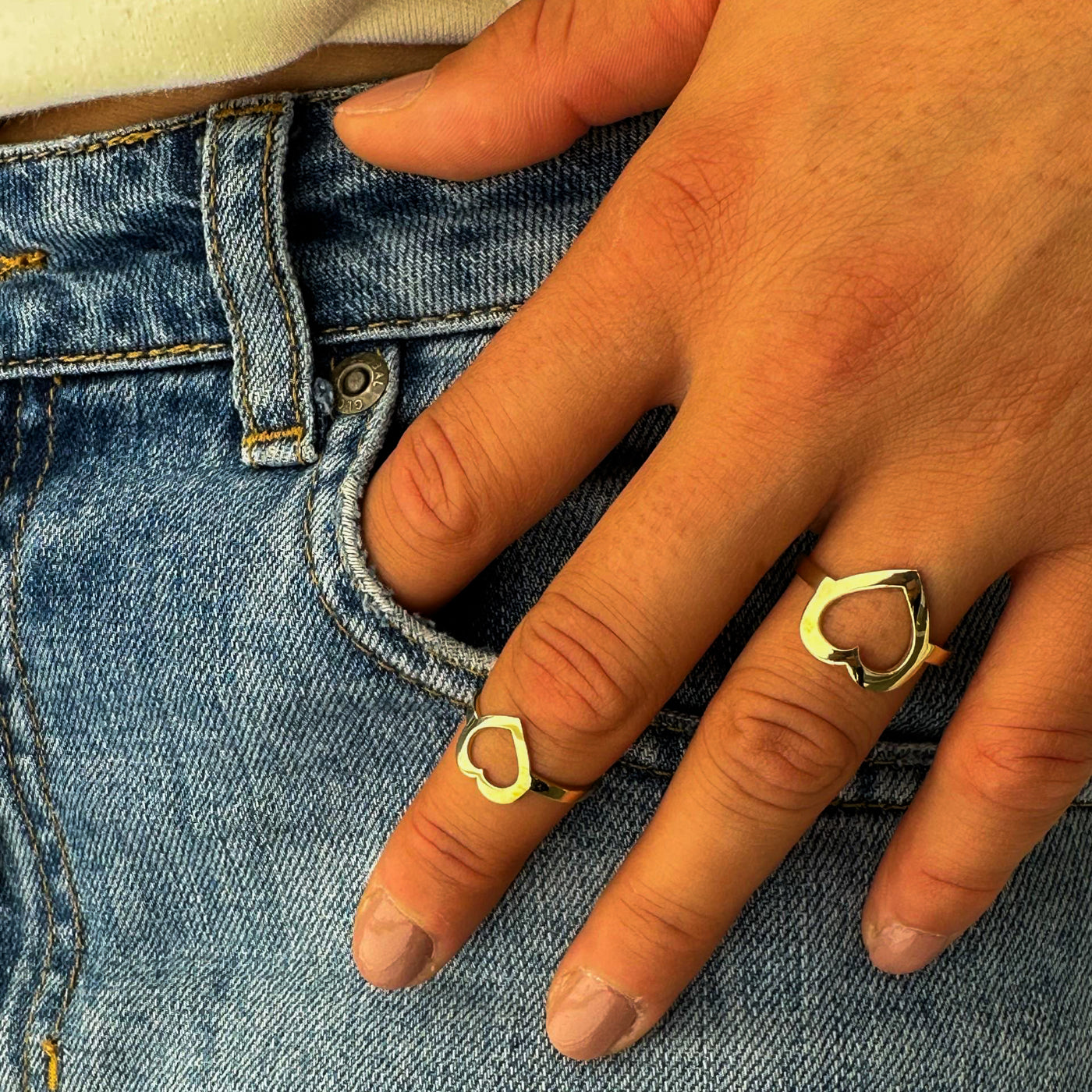 Amora Mono Ring Petite